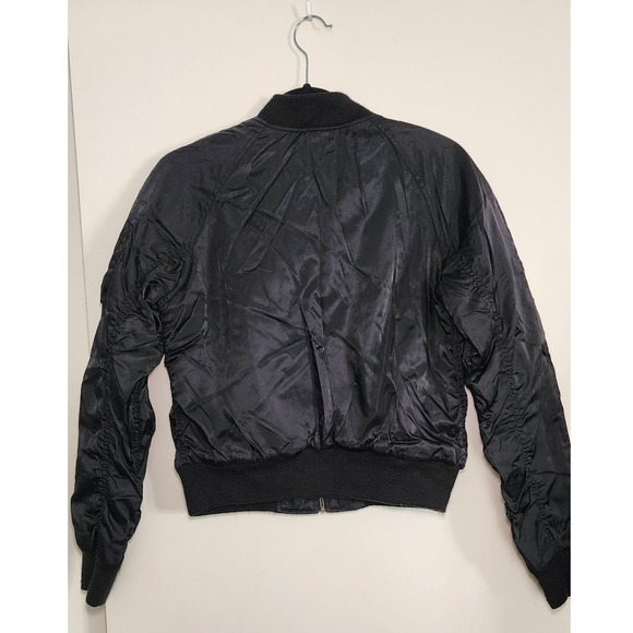 Y2K VTG Southpole Womens sz M Black Quilted Bomber Jacket Gold Zipper Streetwear - Picture 4 of 5